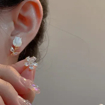 Korejas Earings Modes Rotaslietas Cute Salds Rožu Asimetriska Mazo Ziedu Auskari Sievietēm Auskariem Vairumtirdzniecība