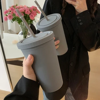 Portatīvo Dzeramā Tasi Ūdens Salmu Cup Pudele Ar Salmiņiem Atkārtoti Spīdīgu Drinkware Personalizētu Plastmasas Flash Pulveris Āra Tases